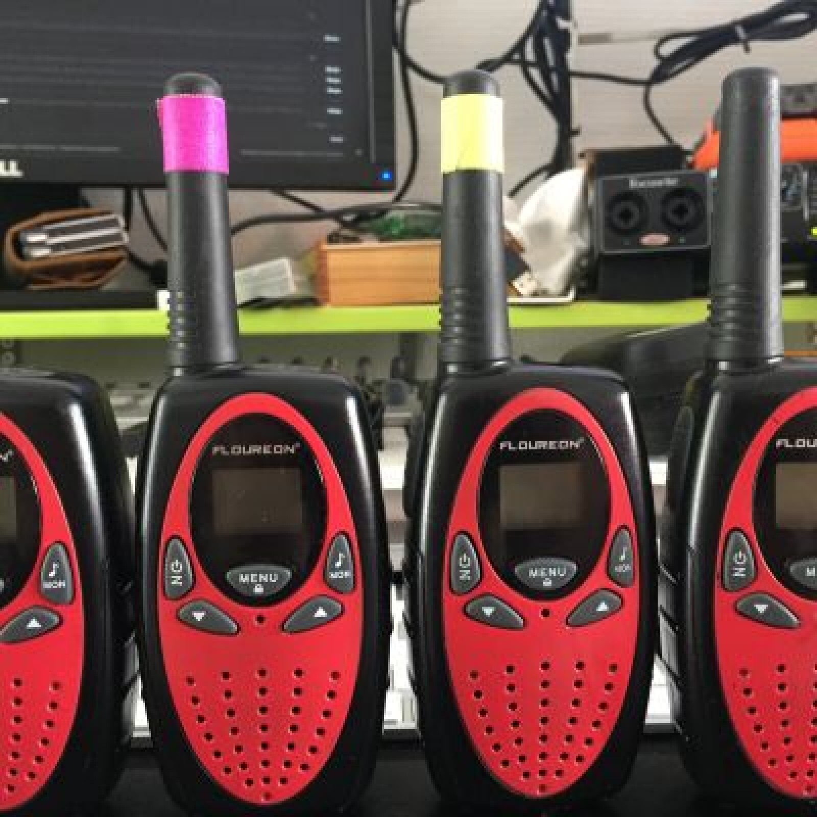 Talkie Walkie Floureon X4 (16 canaux) - Photo 1 sur 1
