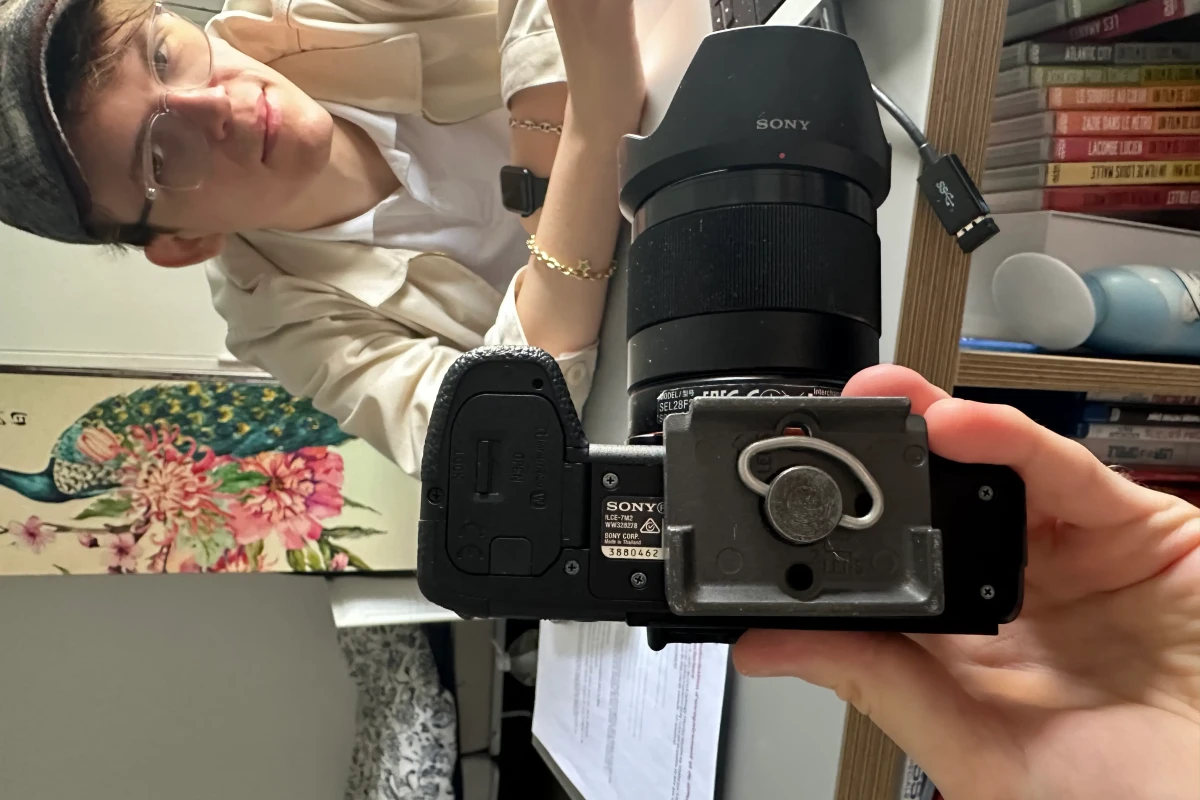 Location Sony Alpha 7 II (A72) - Lightyshare
