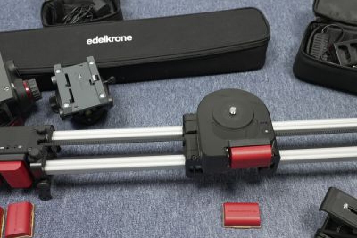 Location Slider PLUS v5 PRO Long + slide Module v3 + tête Pan Pro ou HeadONE v2  (slider motorisé Edelkrone) - Lightyshare