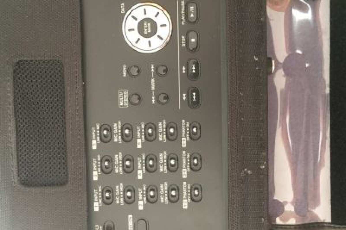 Location LOCATION ENREGISTREUR TASCAM 4 ENTREES - Lightyshare