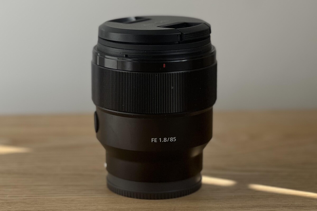 Location Sony 85mm F/1.8 - Lightyshare