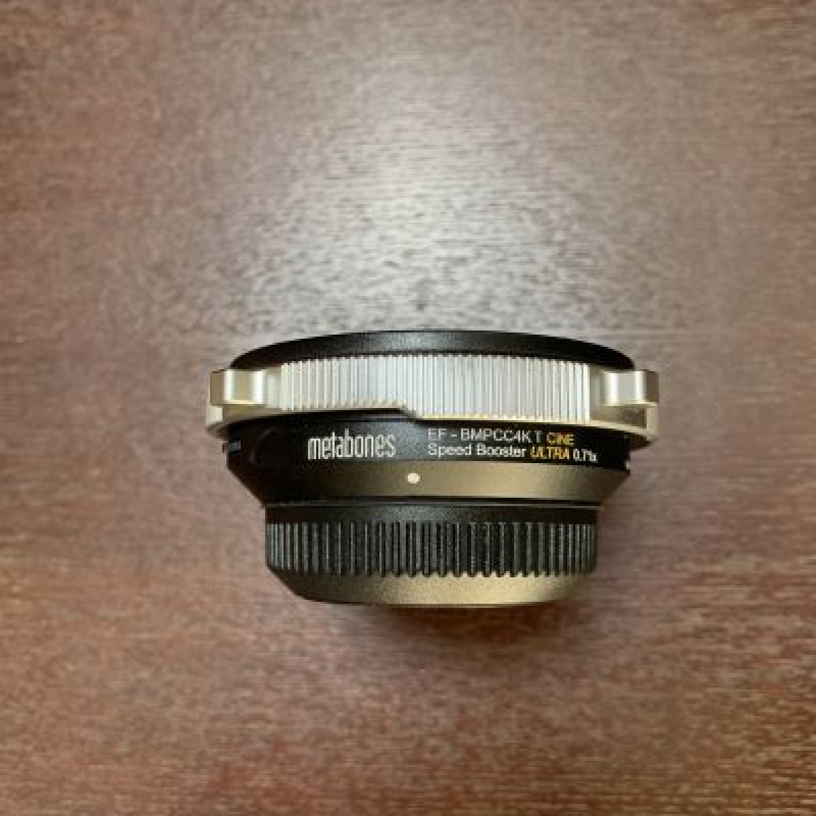 Metabones - Convertisseur T CINE Speed Booster Ultra 0.71x BMPCC 4K pour objectifs Canon EF/EF-S - Photo 2 sur 2