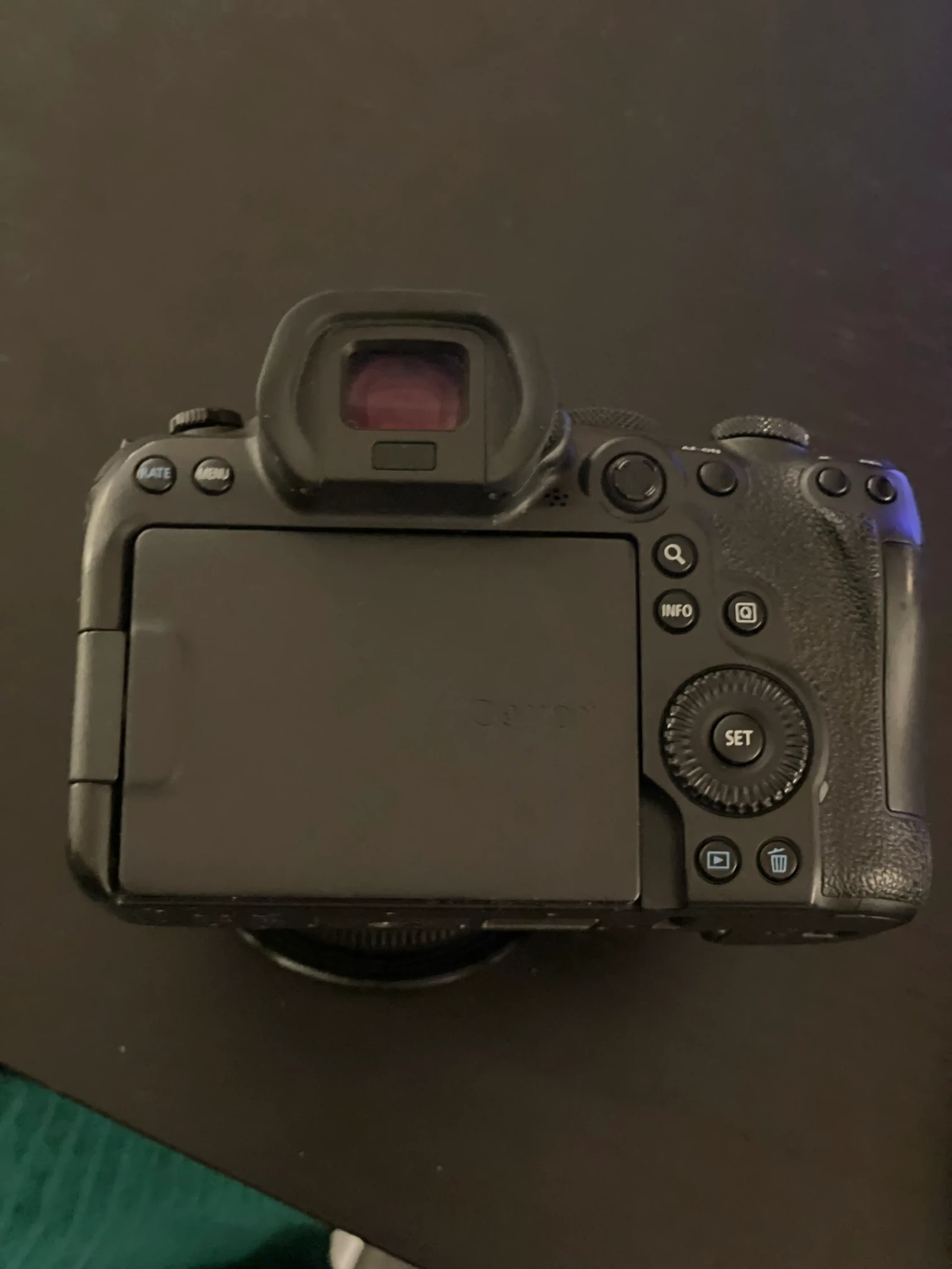 Canon R6 - Photo 2 sur 3