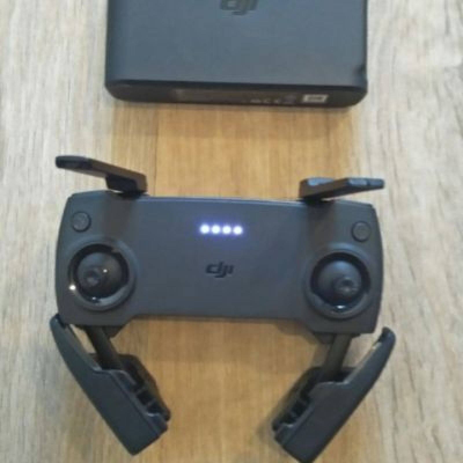 Drone mavic mini avec 3 batteries et carte mémoire - Photo 3 sur 4