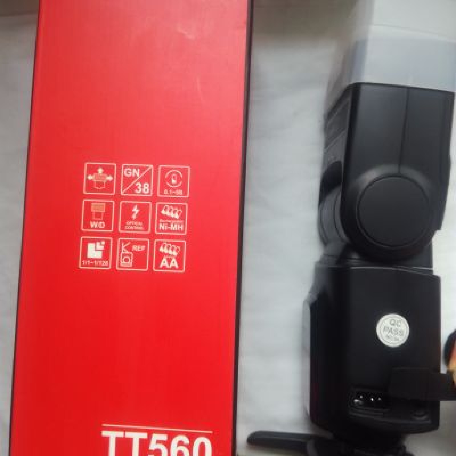 NEEWER TT560 SPEEDLITE GN38 - Photo 2 sur 4