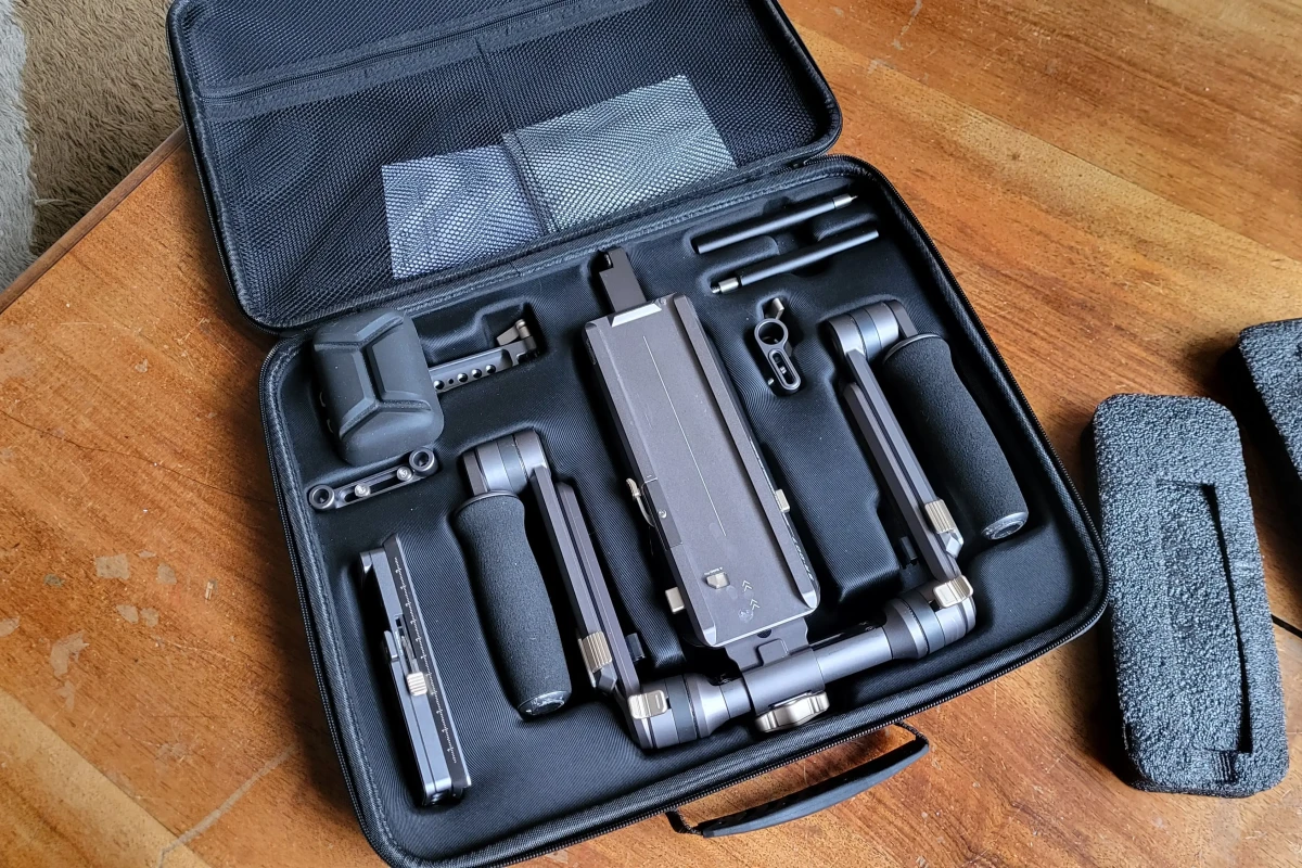 Location SmallRig SR007 Pro-4181 - Lightyshare