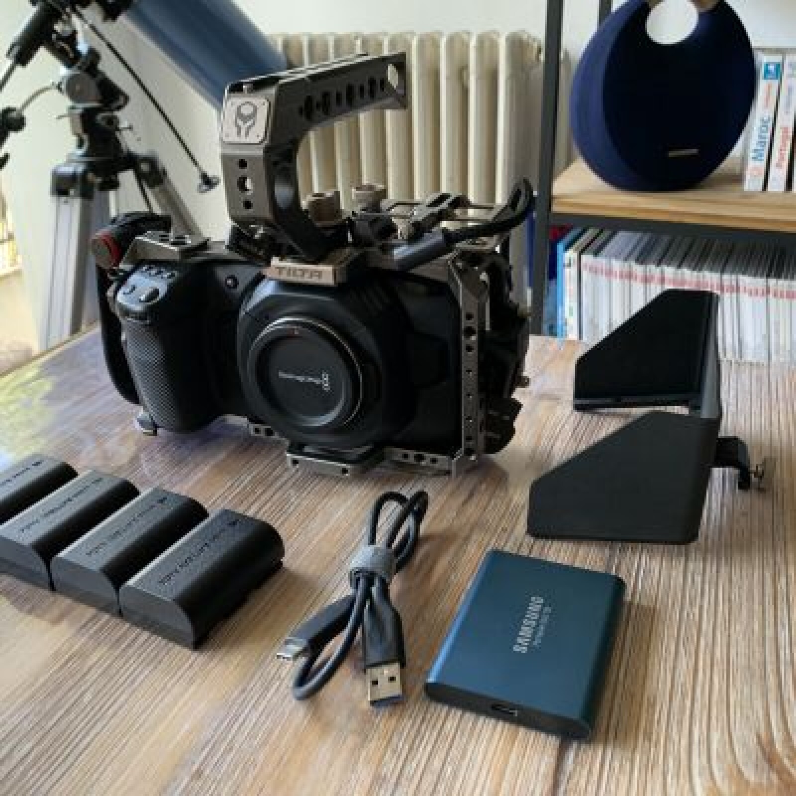 Blackmagic Pocket Cinéma Caméra 4K - BMPCC4K - Photo 1 sur 4