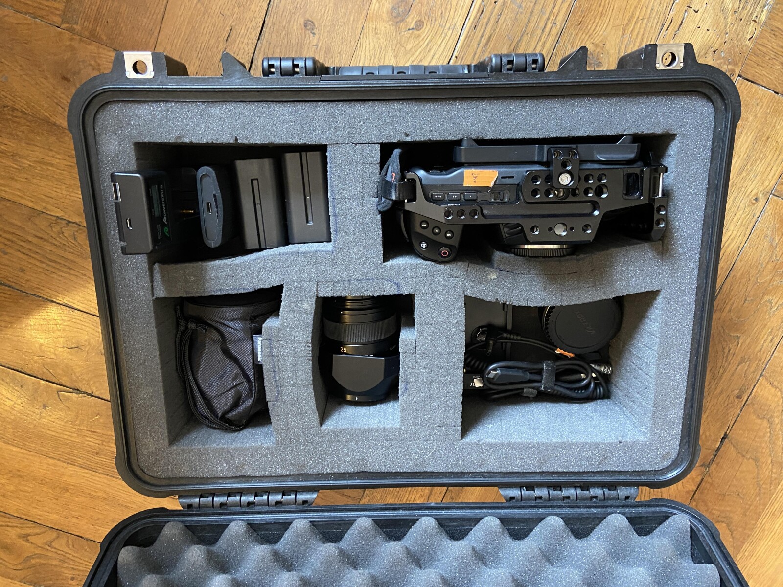 Blackmagic Design Pocket Cinema Camera - Photo 2 sur 4