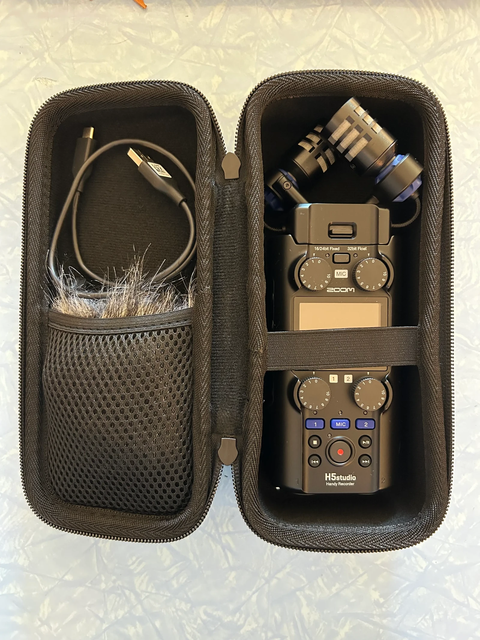 Zoom H5 studio - Photo 2 sur 2