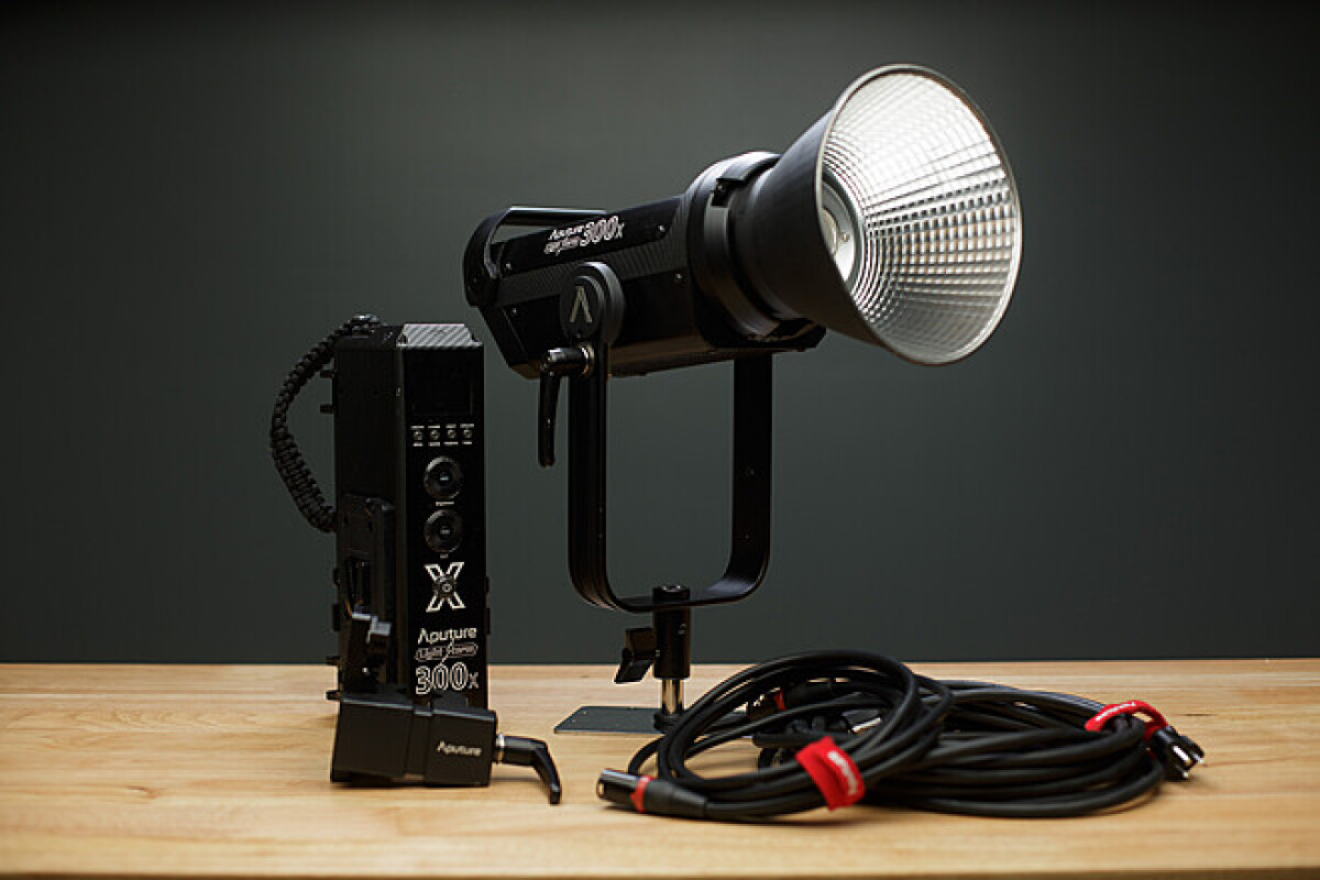 Location Aputure 300X - Lightyshare