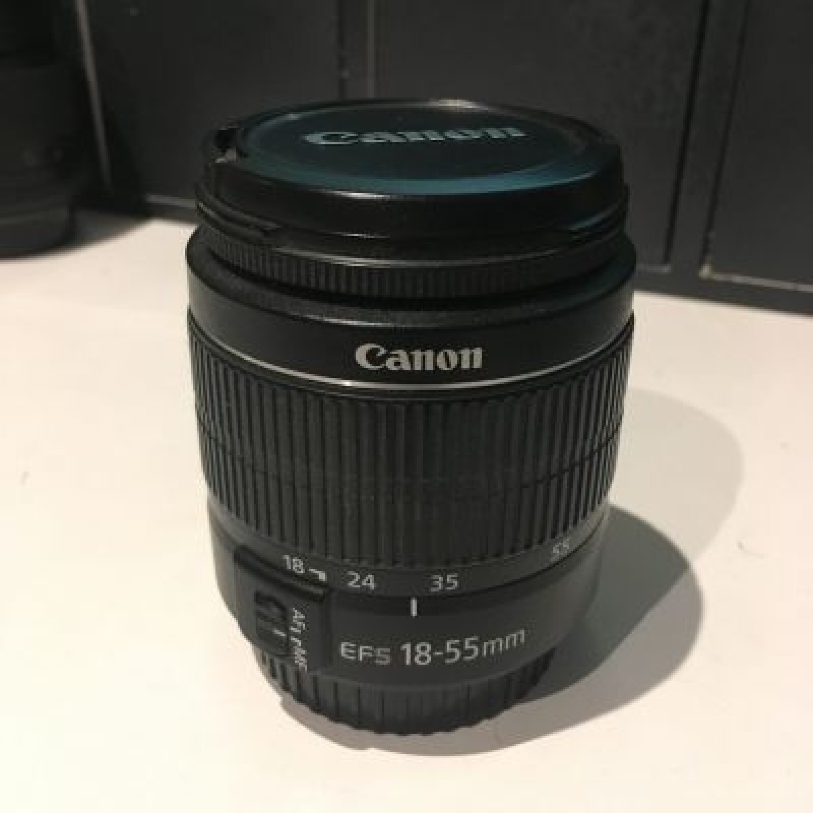 OBJECTIF CANON 18-55mm f3.5 - Photo 1 sur 3
