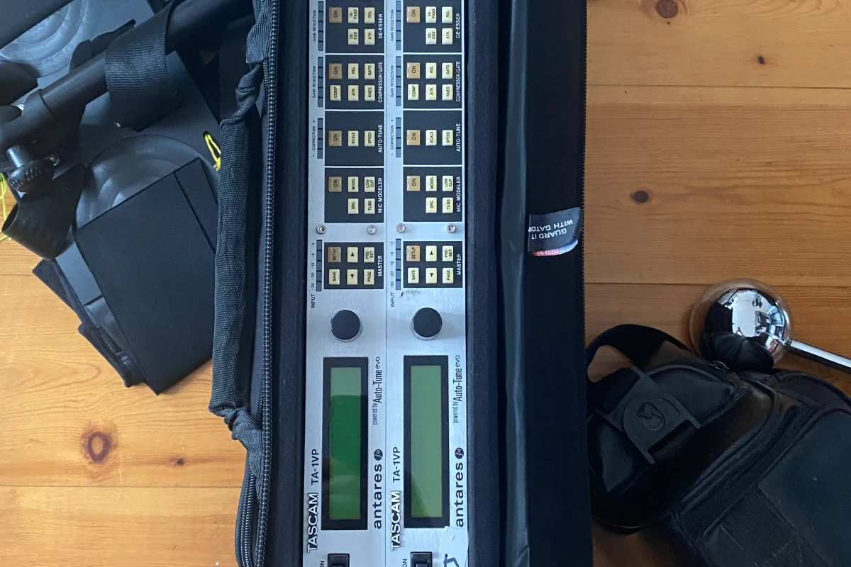 Location Tascam DR-70D - Lightyshare