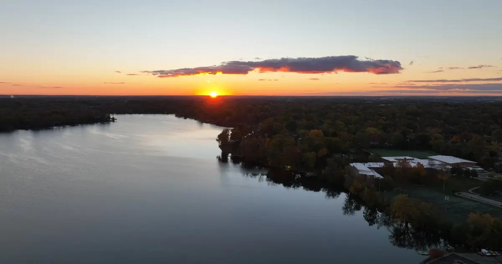 DJI Mavic 3 - Photo 2 sur 3