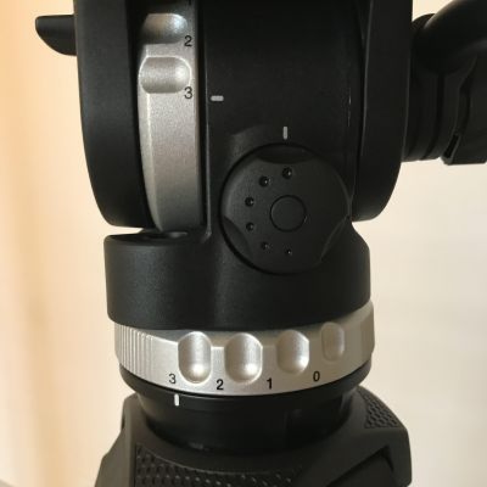 Trépied Sachtler Ace M Gs - Photo 3 sur 5