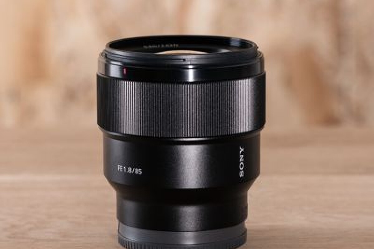 Location Sony FE 85mm f/1,8 - Lightyshare