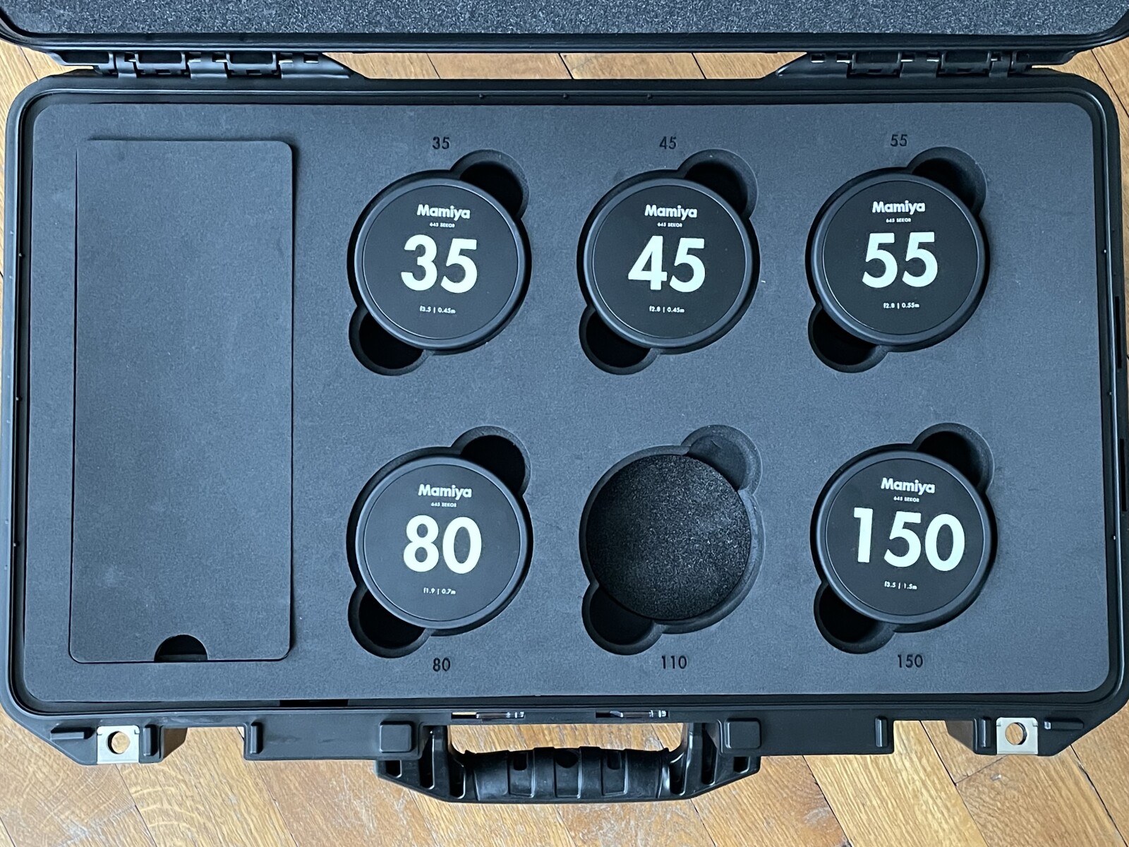Mamiya 645 - Photo 1 sur 2