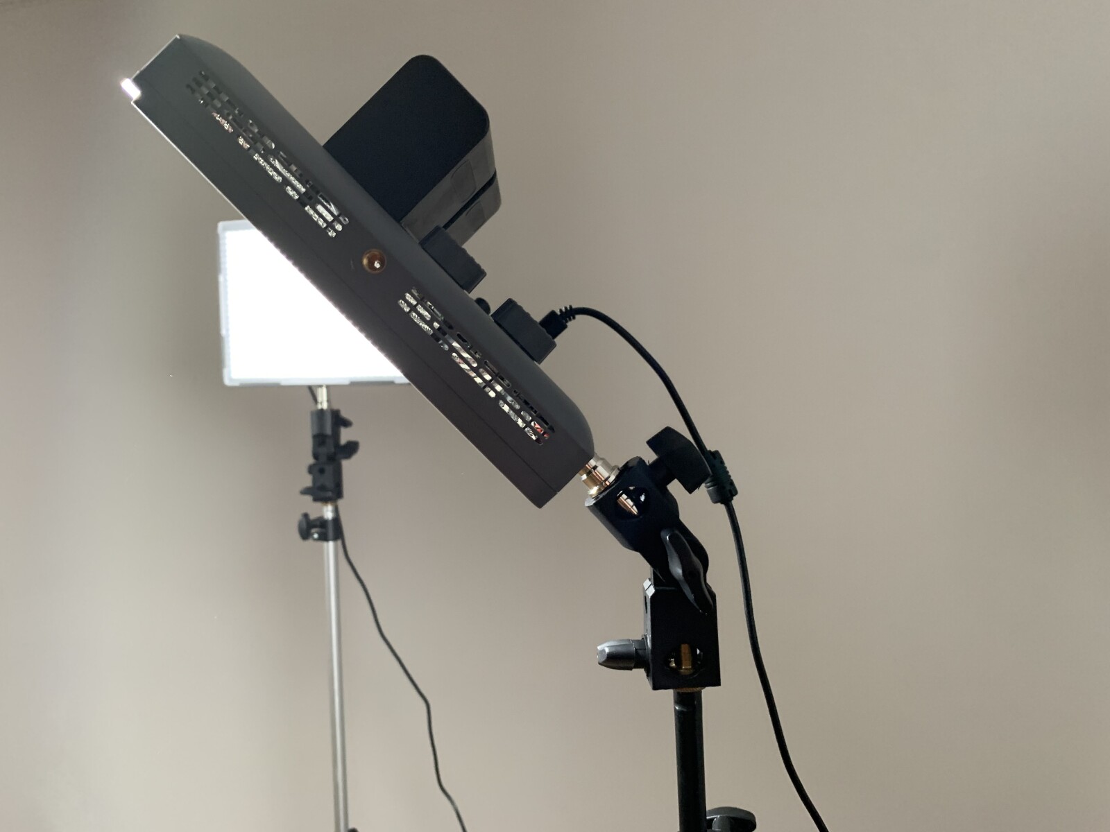 Aputure HR672 - Photo 4 sur 5