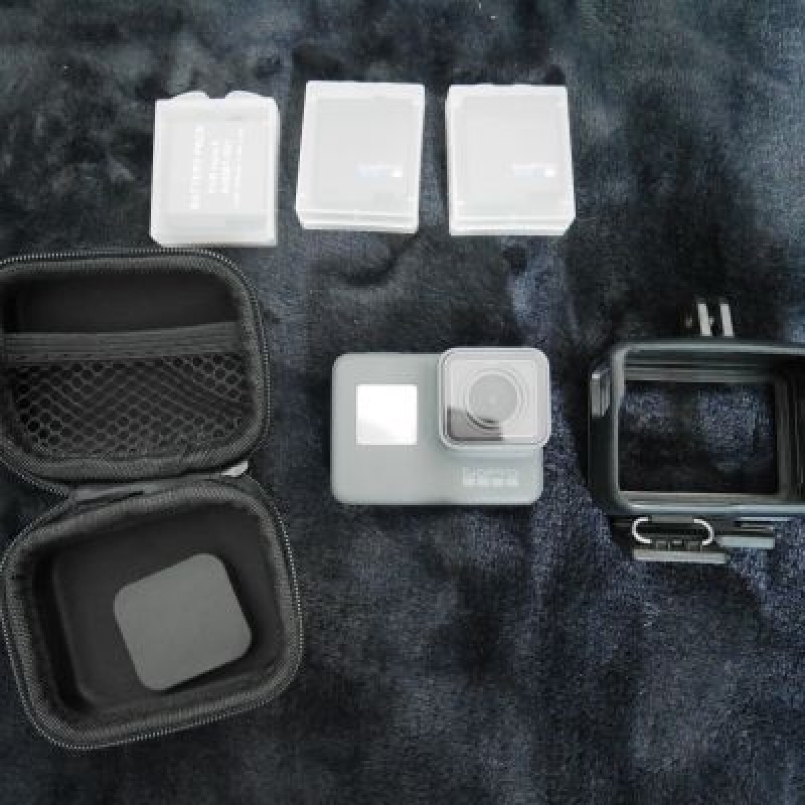 Go pro Héro 5 + nombreux accessoires - Photo 1 sur 2