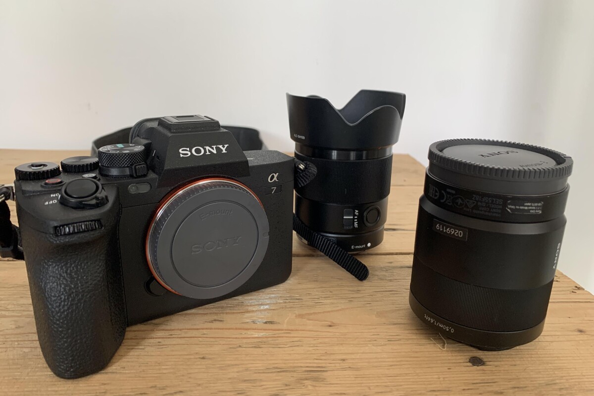 Location Kit Sony A7IV + Sony 55 mm f/1.8 + Sony 35 mm f/1.8 + Mémoire - Lightyshare