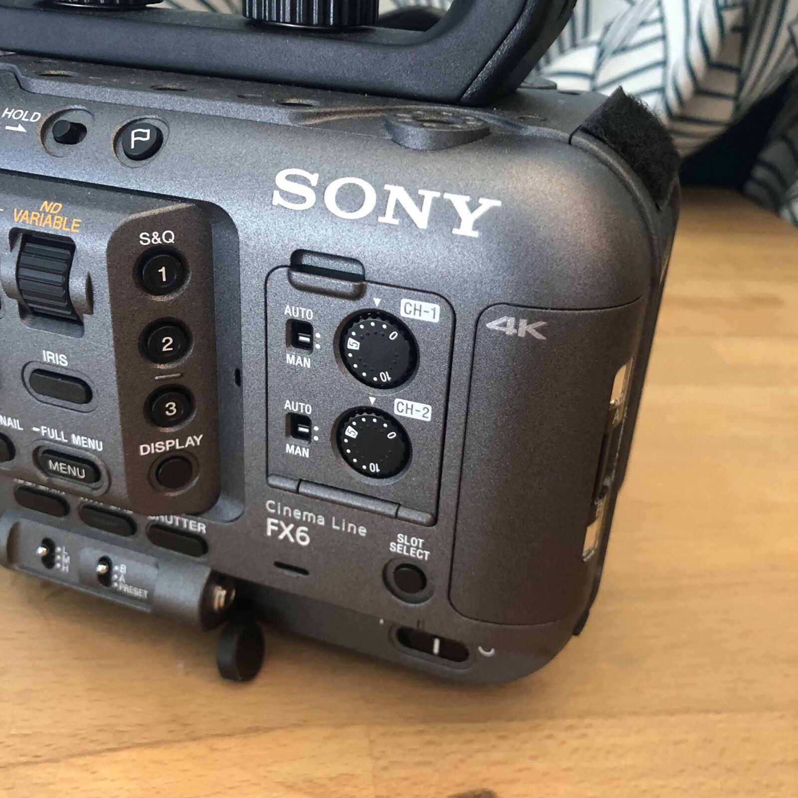 Sony FX6 nue - Photo 3 sur 5