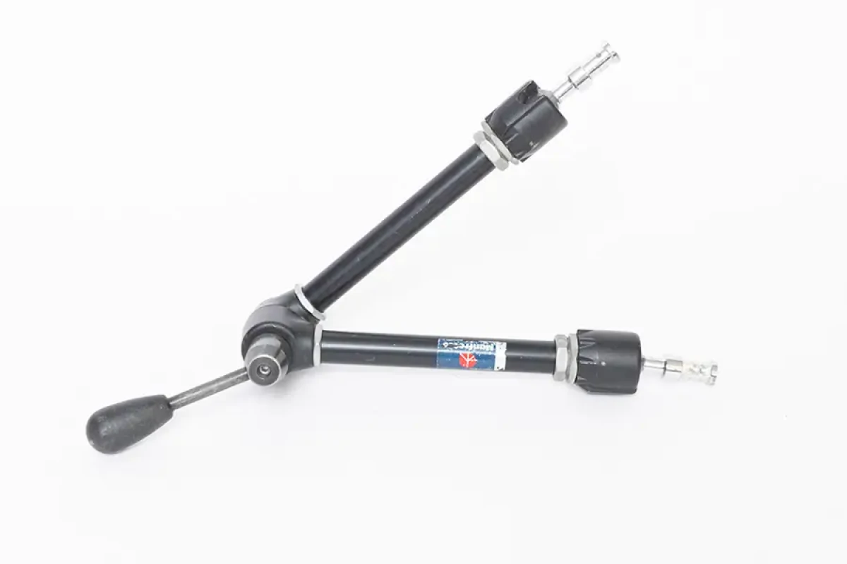 Location Manfrotto Bras magique 143N 53cm - Lightyshare