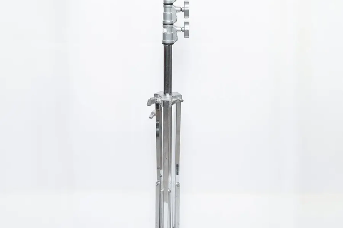 Location Avenger A0040CS - Lightyshare