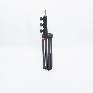 Location Manfrotto 1051BAC Petit pied lumière alu