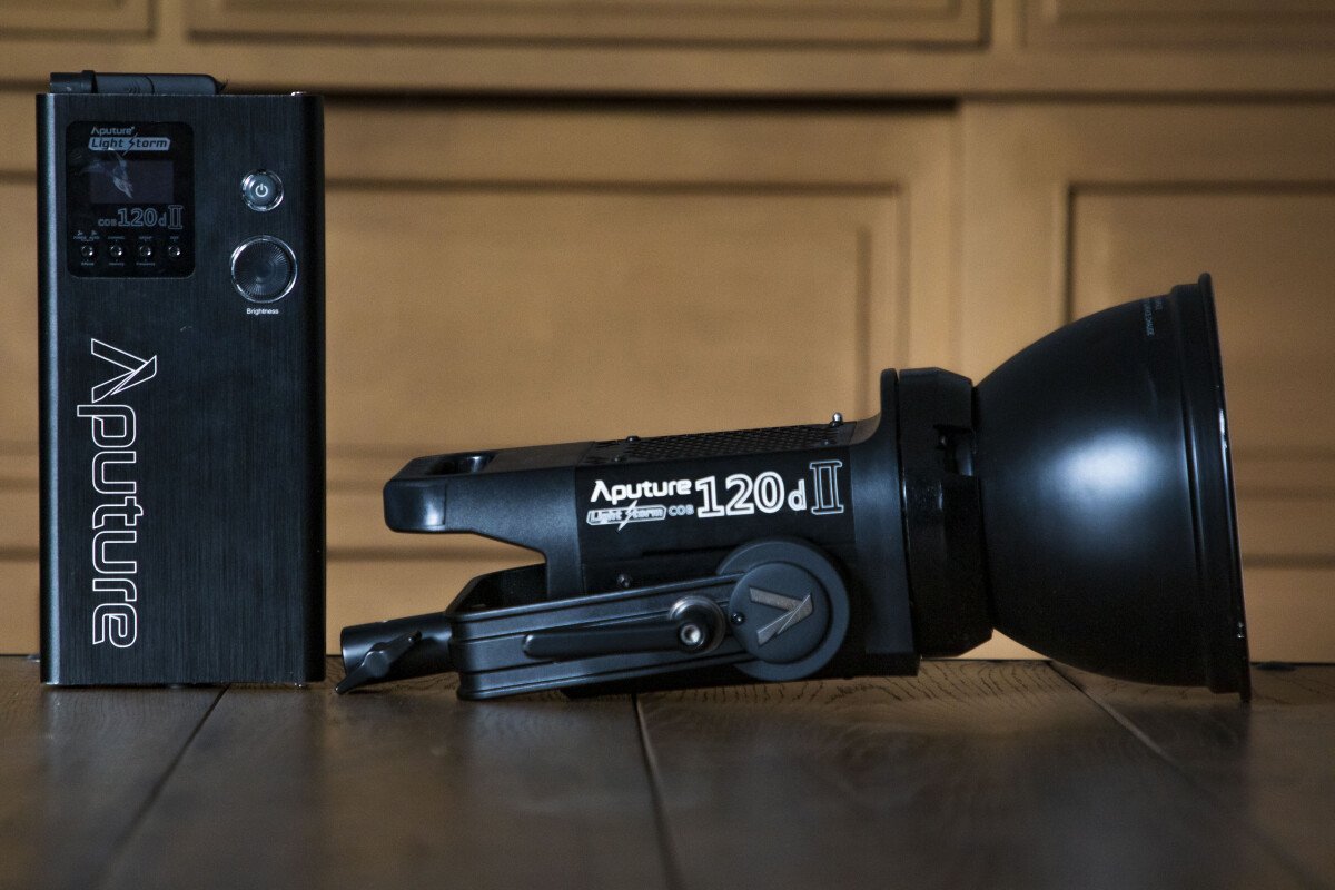 Location Kit Aputure 120d - Lightyshare