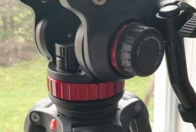 Location Kit trépied vidéo Manfrotto avec rotule tête fluide et sac de transport