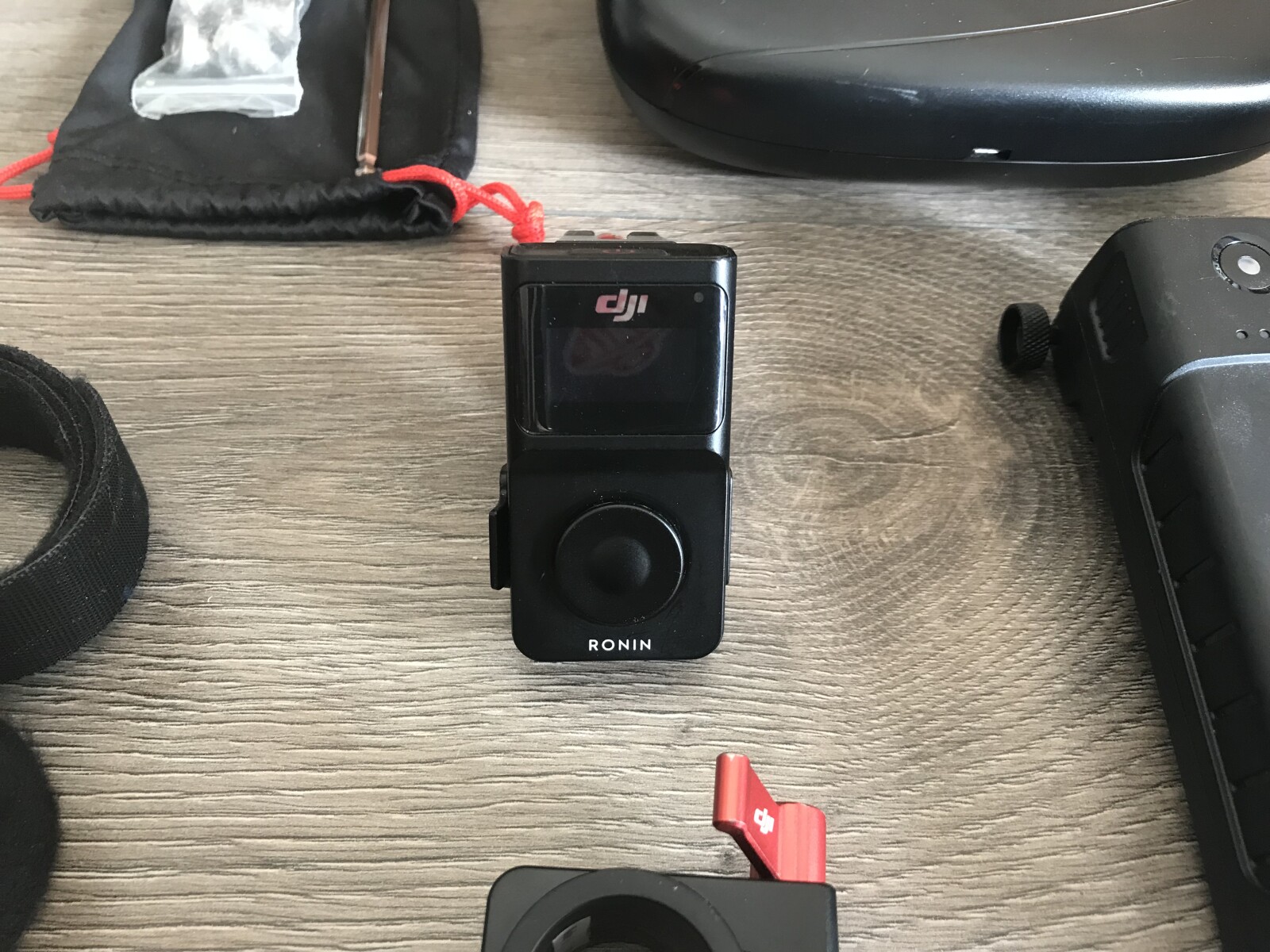 DJI Ronin M +  DJI Thumb Controller (PACKAGE) - Rent - Paris Region - Photo 2 sur 2