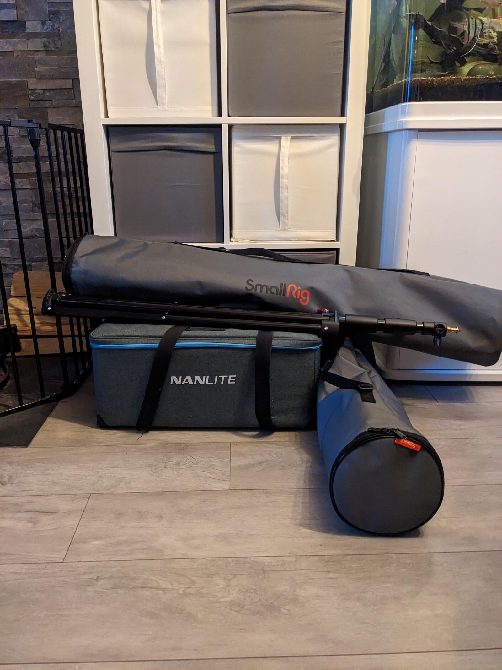 Projecteur Nanlite LED Forza 300 avec trépied, softbox et boule chinoise  - Photo 3 sur 5