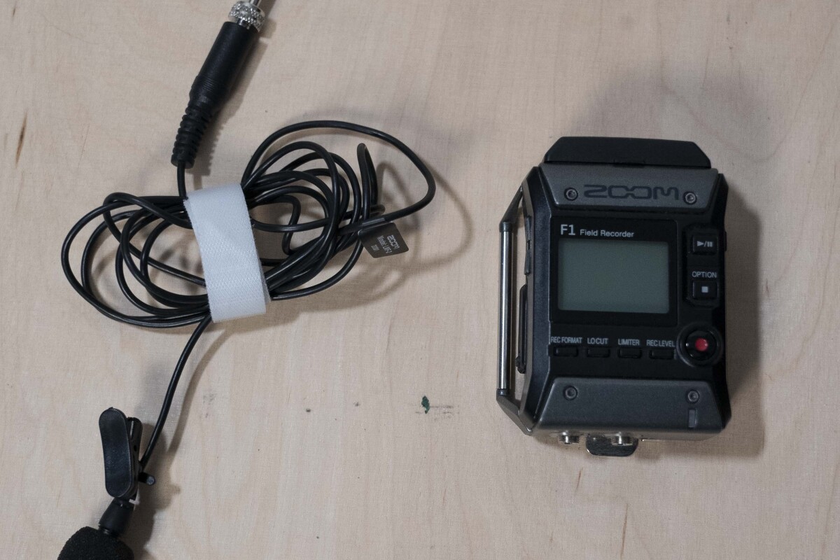 Location Zoom F1 - Lightyshare
