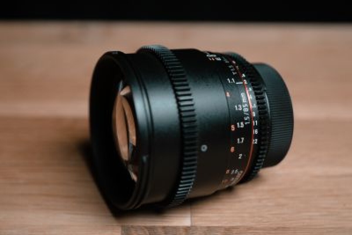 Location 85 mm T1.5 Nikon - Lightyshare