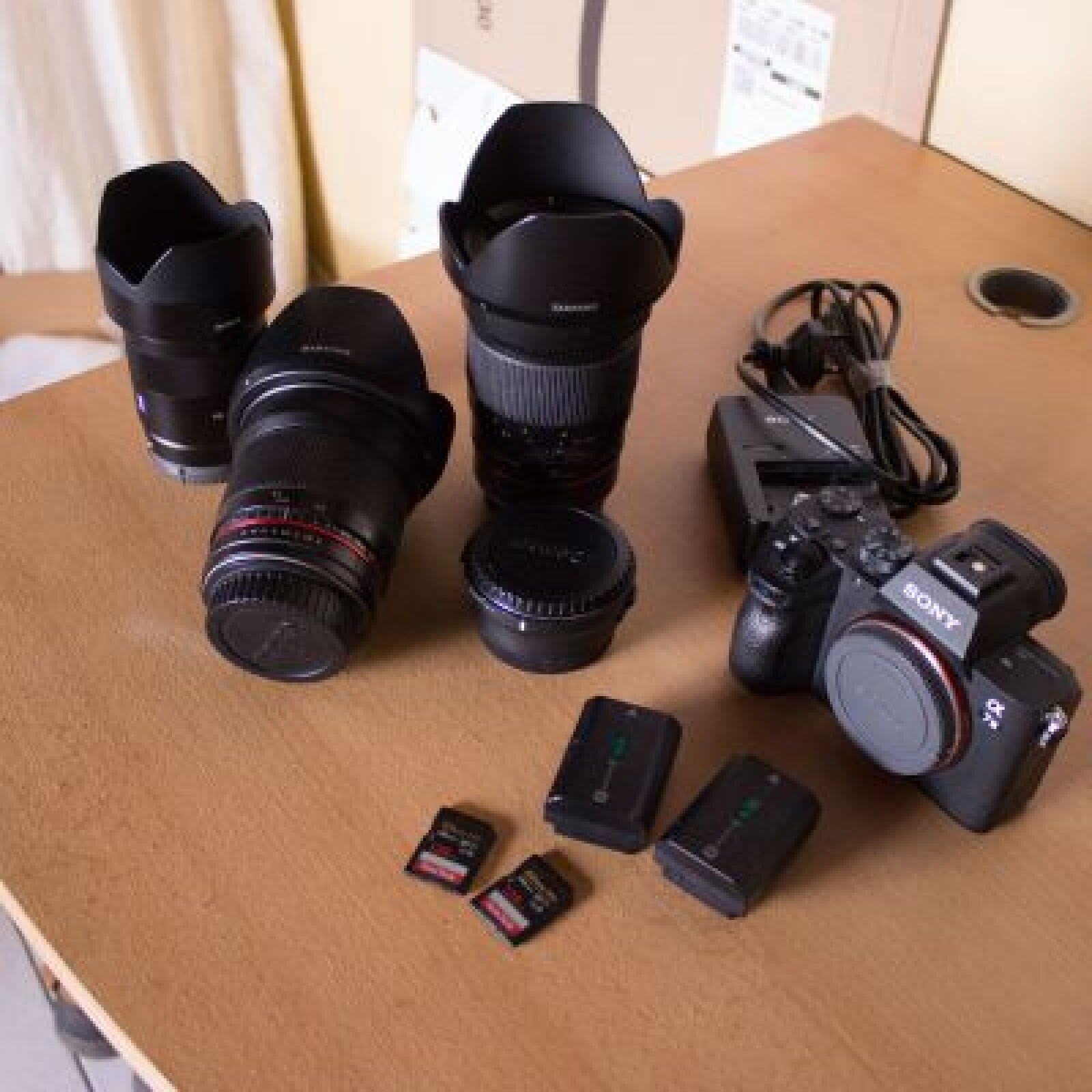 Pack Sony A7III + 16mm/35mm/55mm - Photo 2 sur 4