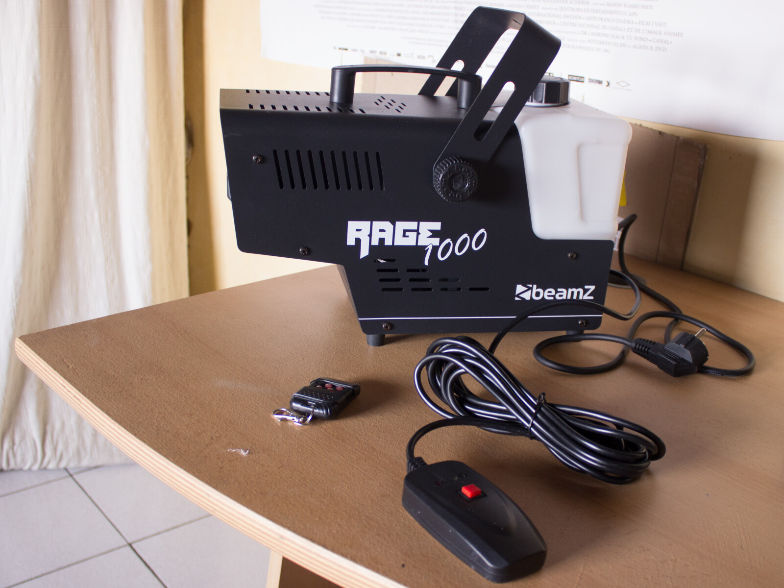 Machine à Fumée BeamZ Rage1000 (1000W) - Photo 3 sur 3