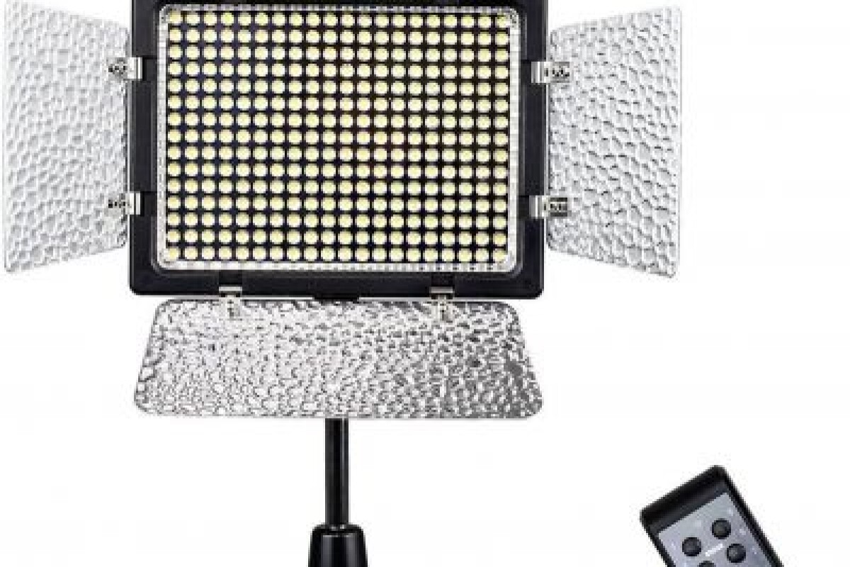 Location Panneau LED - YONGNUO YN 300 III bi color 3200k 5500k - Lightyshare