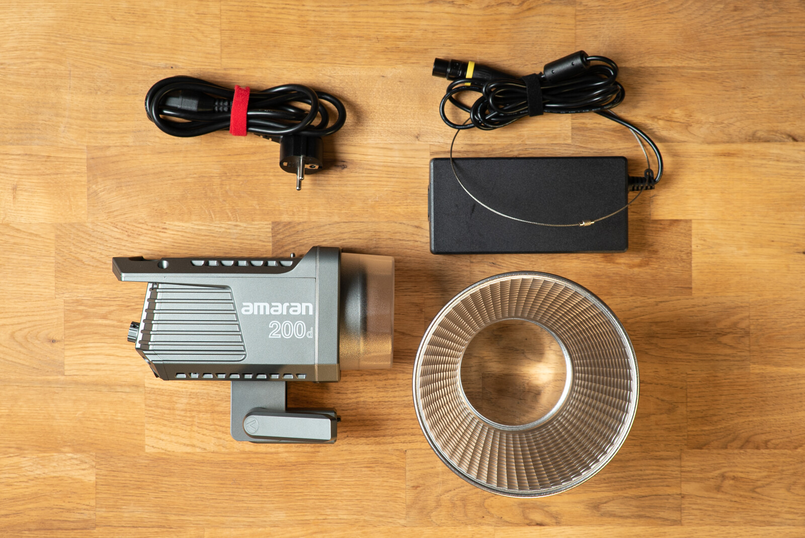 Aputure Amaran 200X - Photo 2 sur 2