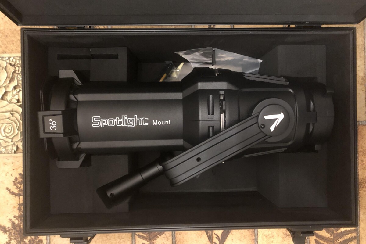 Location Aputure Spotlight 36 degré  - Lightyshare