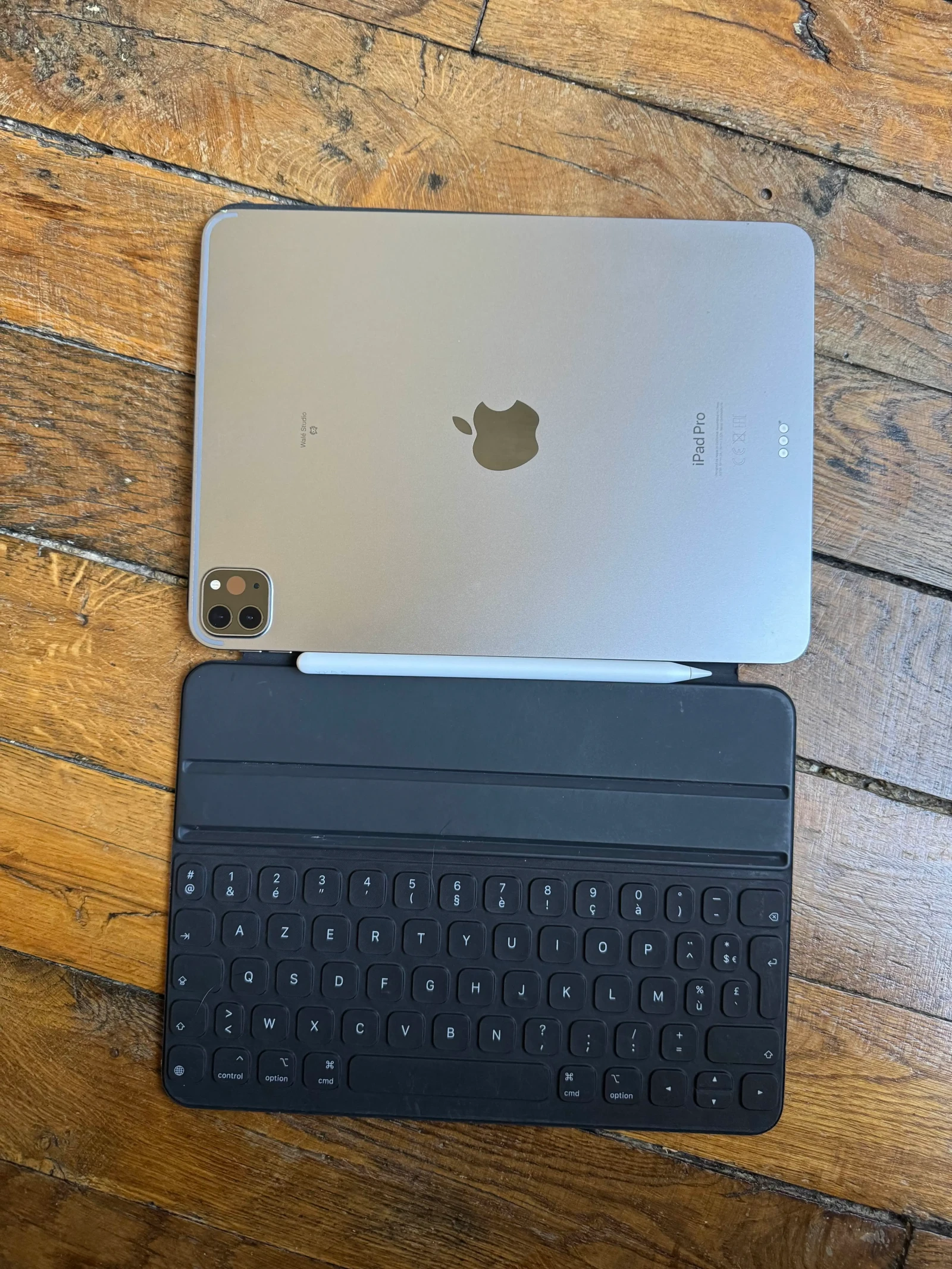 Apple iPad pro 11 pouces 4e génération - Photo 3 sur 3