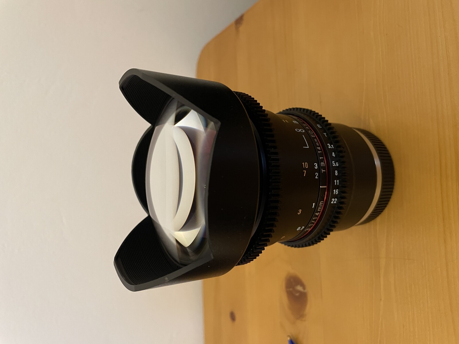 Objectif Samyang Cine Lens (VDSLR) 14mm, T3.1 monture Sony FE - Photo 2 sur 4