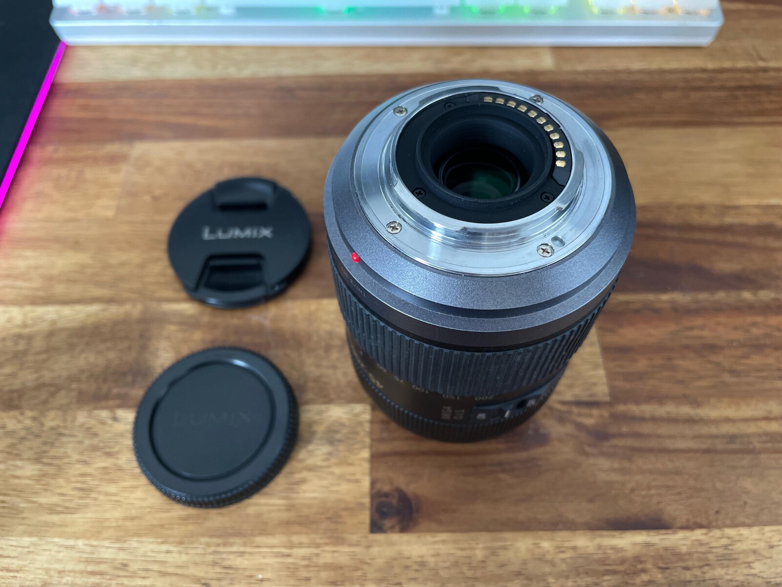Objectif Panasonic G Vario 45-200 - Photo 2 sur 2