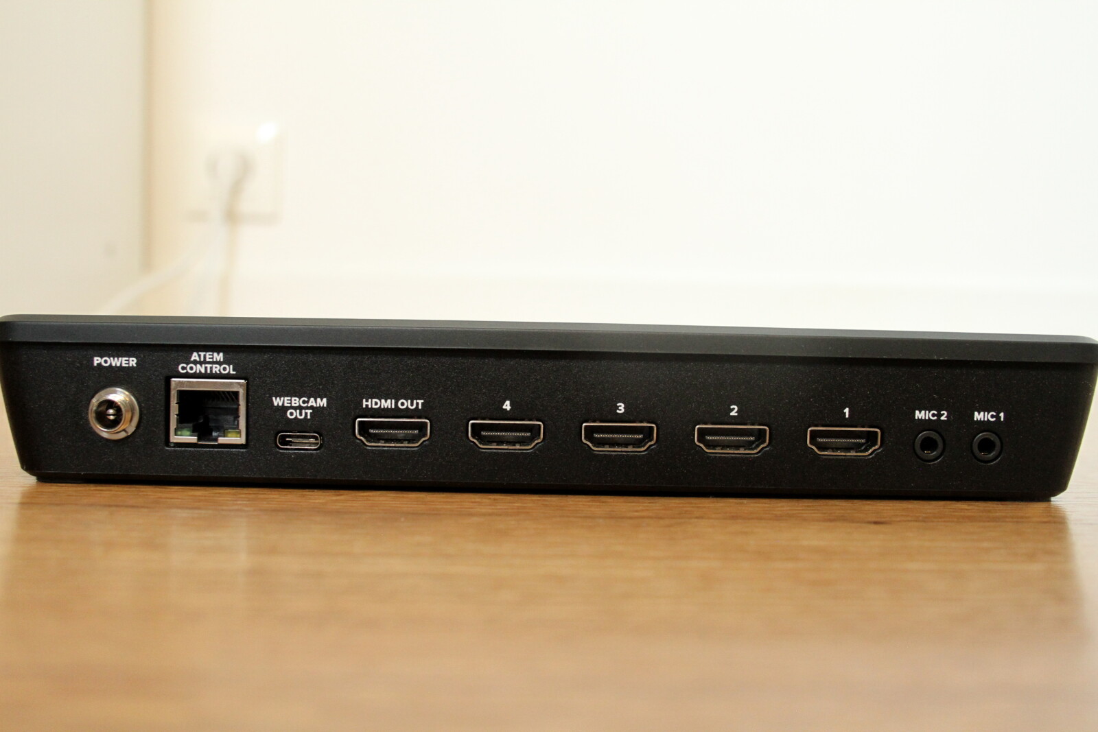 ATEM Mini + câbles - Photo 2 sur 3