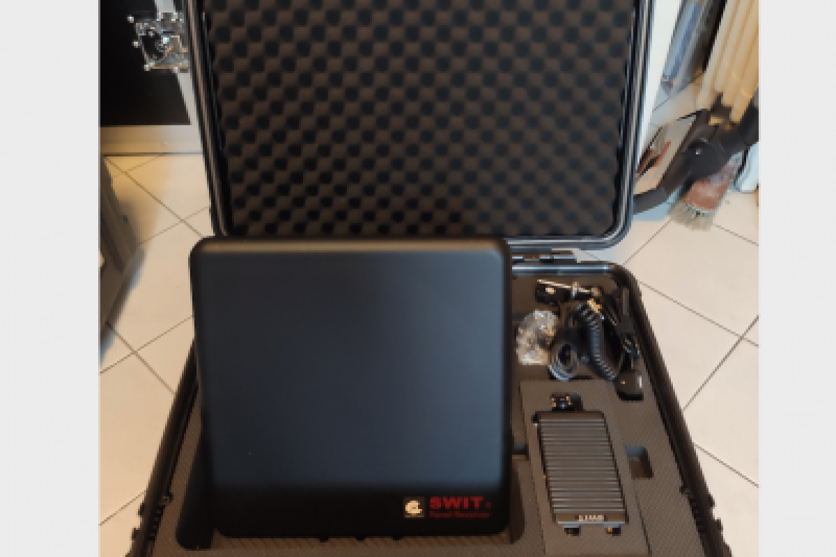 Location SWIT Kit Emetteur & Panneau Recepteur SDI & HDMI (= Teradek Bolt 3000) - Lightyshare