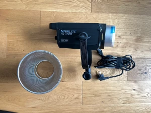 Location Nanlite FS-150B