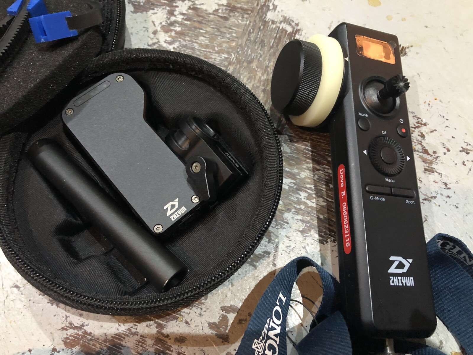 Zhiyun crane 2 avec moteur follow focus - Photo 2 sur 2