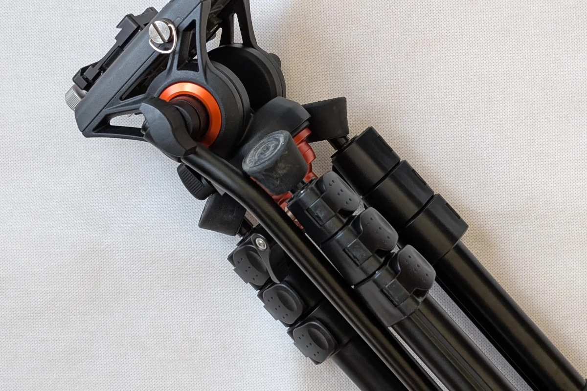 Location Coman Trépied KX3939Plus - Lightyshare