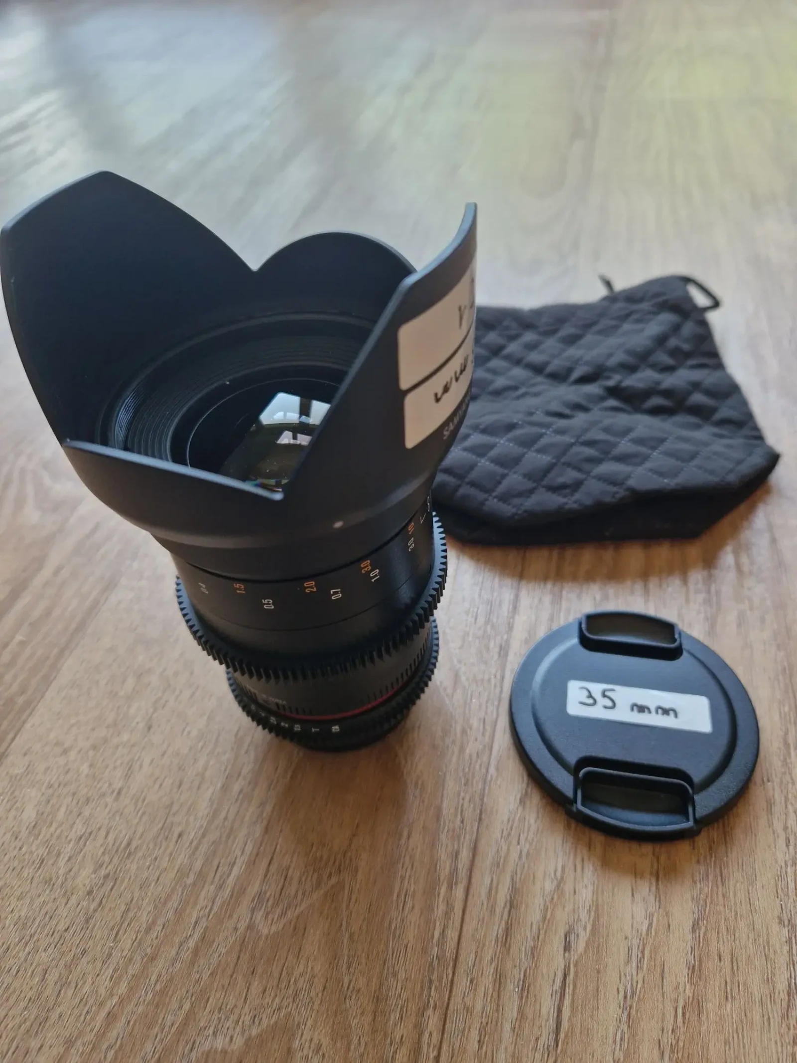 Samyang 35mm T1.5 AS UMC VDSLR II - Photo 1 sur 4