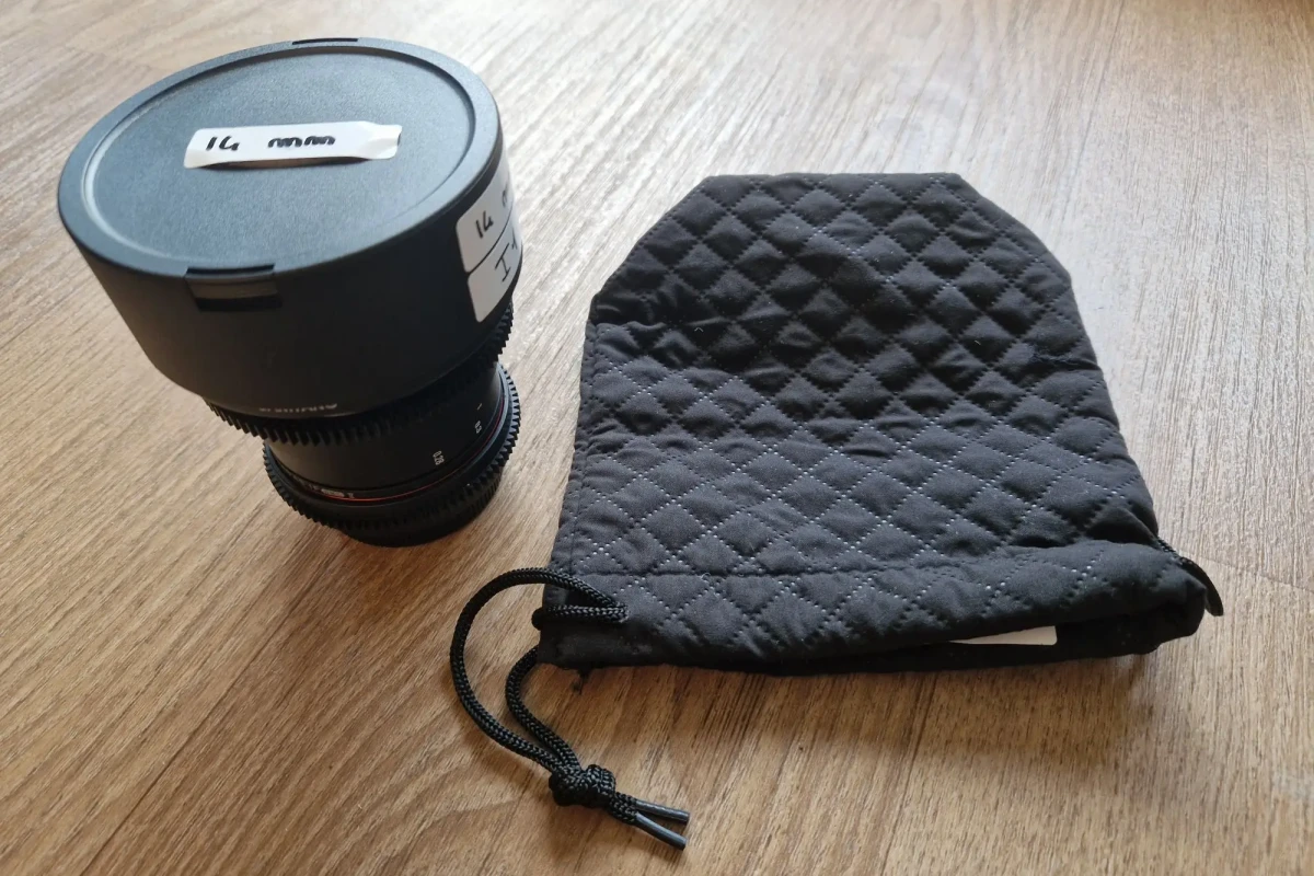 Location Samyang Cine Lens 14mm T3.1 EF - Lightyshare