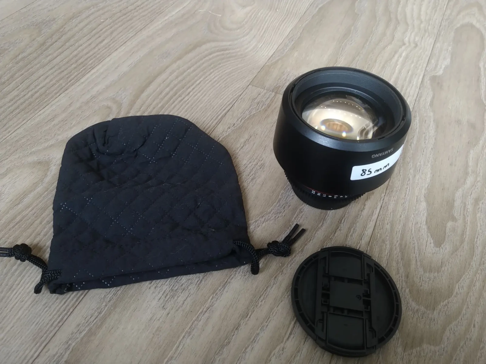 Samyang 85mm T1.5 AS IF UMC VDSLR II - Photo 2 sur 2