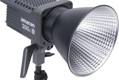 Location Aputure Amaran 200D